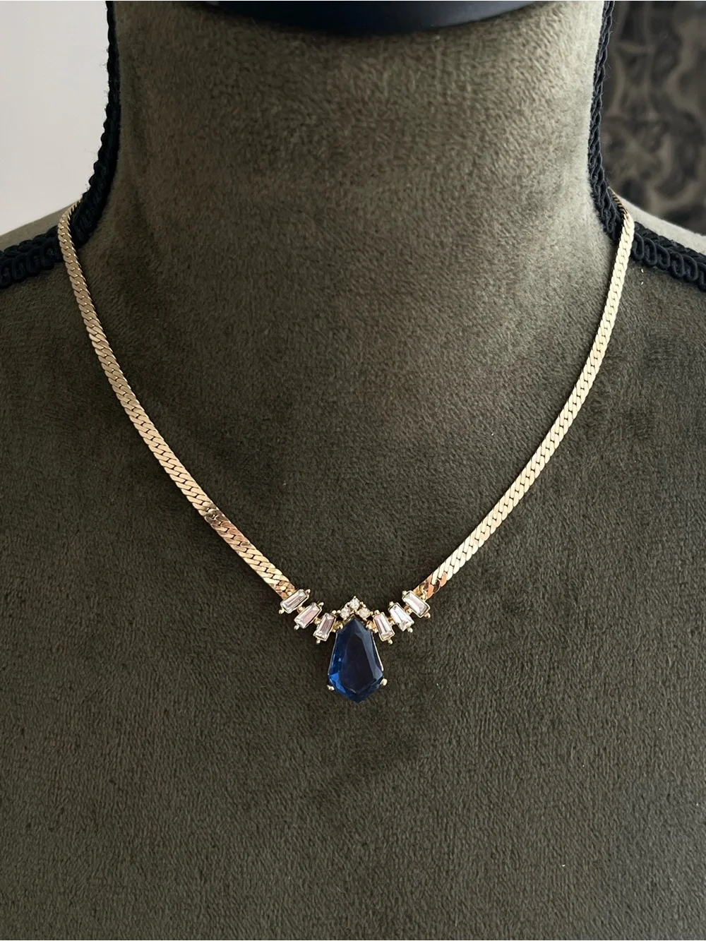 Authentic Vintage Dior Teardrop Blue Glass Stone Gold Herringbone Chain Necklace